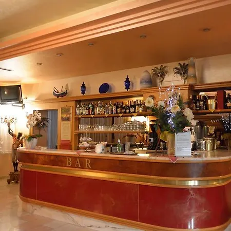 Belle Arti Szálloda 3*