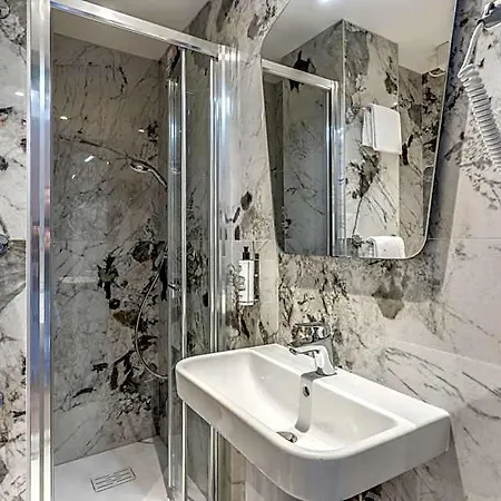 Belle Arti 3*