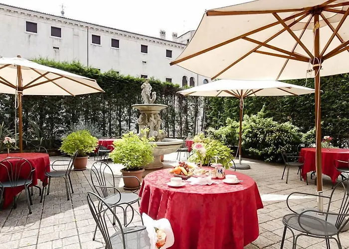 Hotel Belle Arti 3*